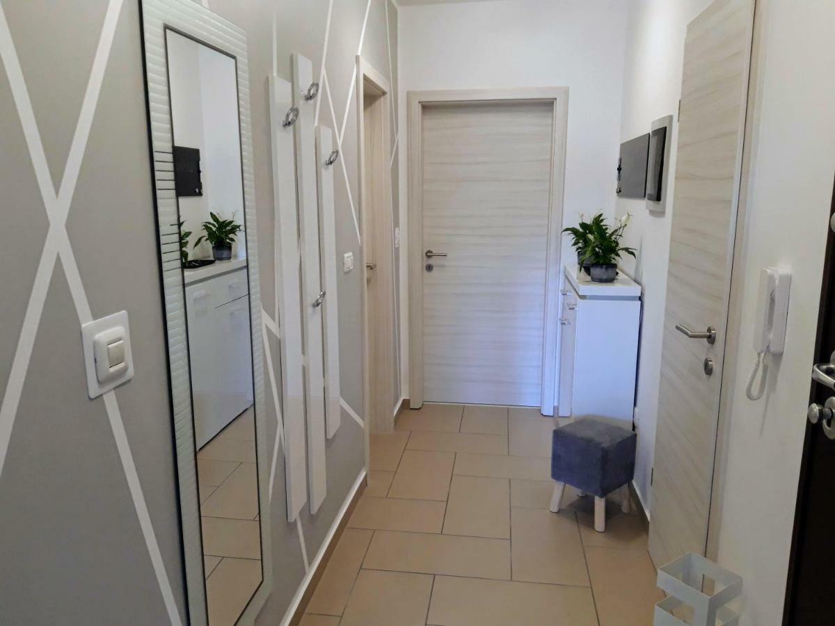Apartament Cornial Pula Zewnętrze zdjęcie