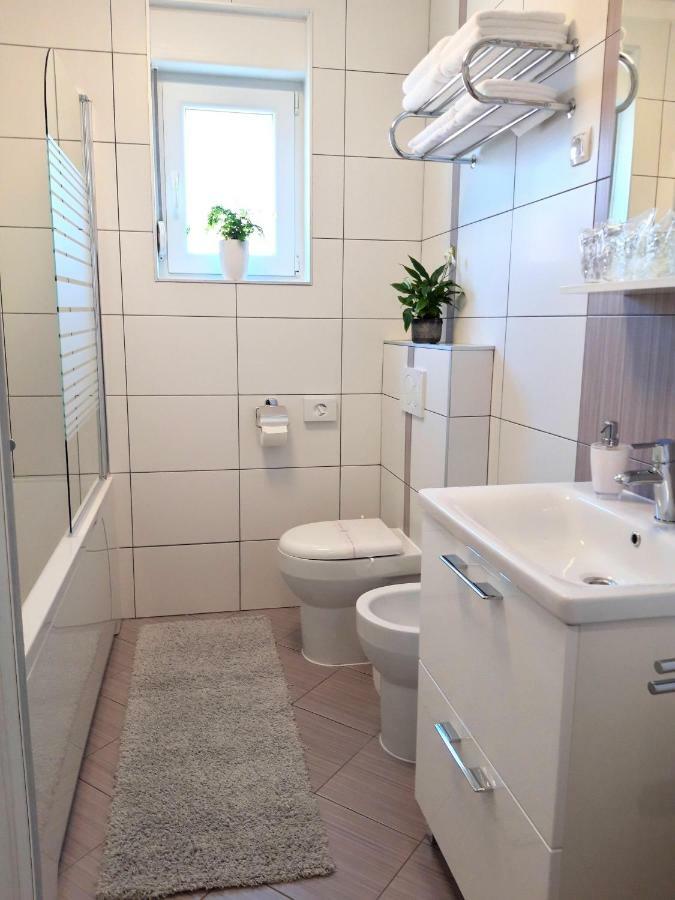 Apartament Cornial Pula Zewnętrze zdjęcie